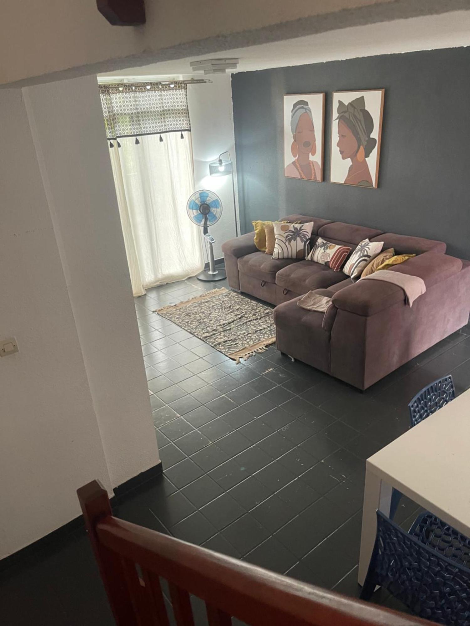 Appart Spa 20 Min Port Croisiere Et Aeroport 圣罗斯 外观 照片