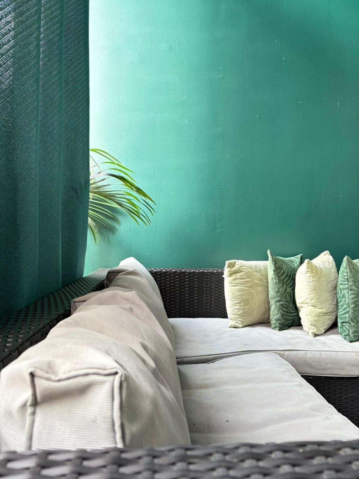 Appart Spa 20 Min Port Croisiere Et Aeroport 圣罗斯 外观 照片